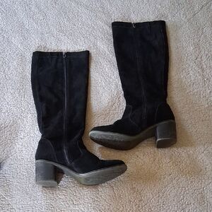 Bjorndal Suede Black Heeled Boots